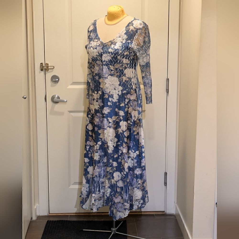Komarov Blue Floral Midi Dress - Picture 16 of 16